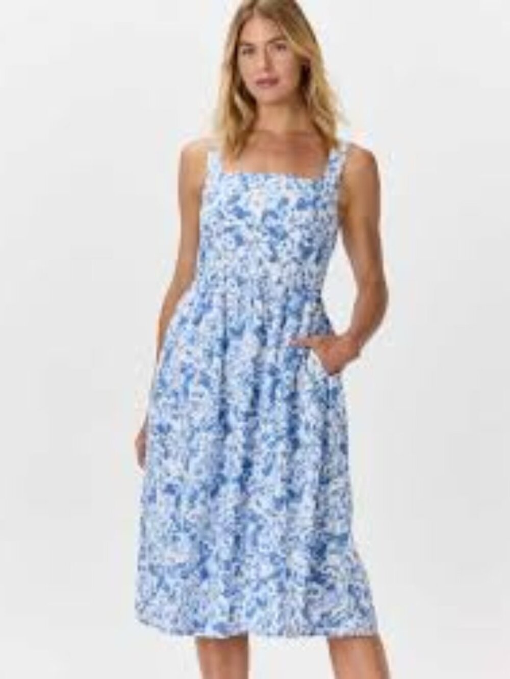 Women’s 100% European Linen Floral Blue Dress size S